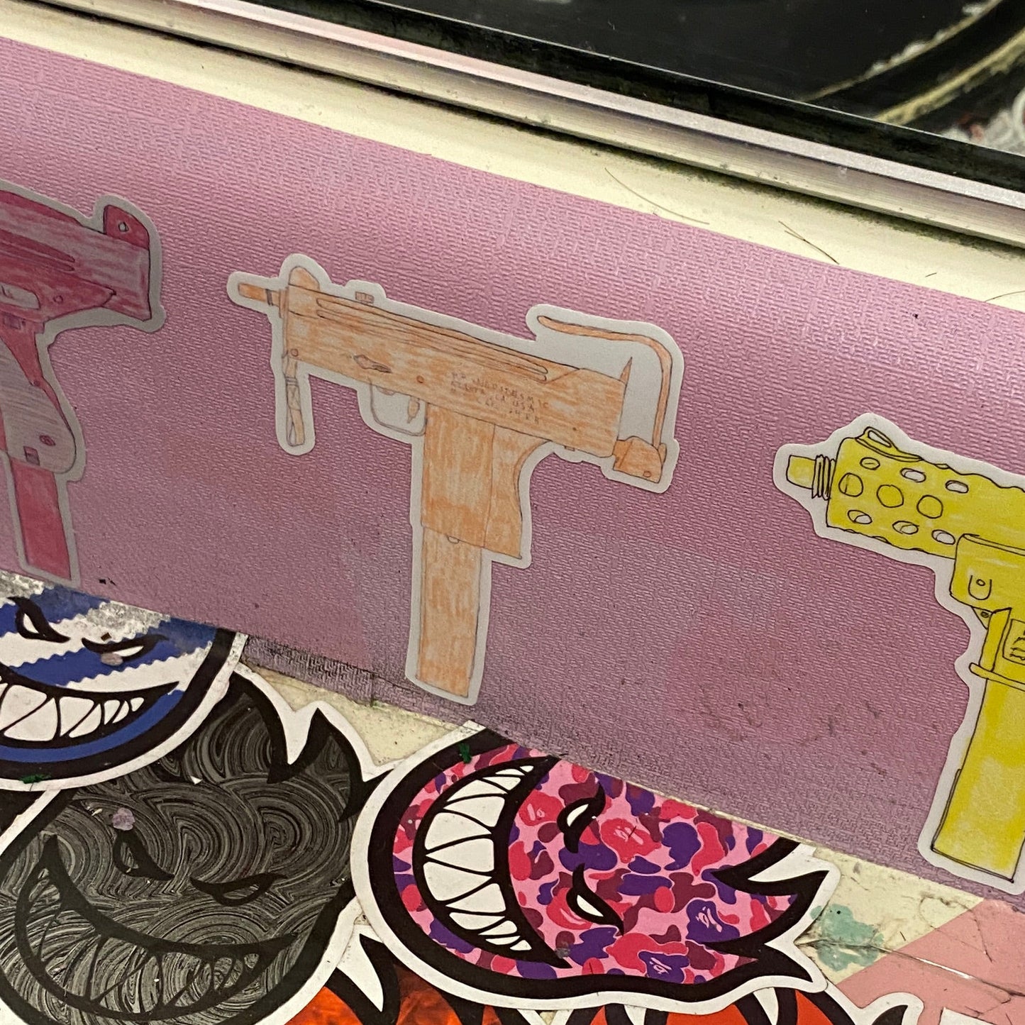 Orange Mac 10 - Sticker