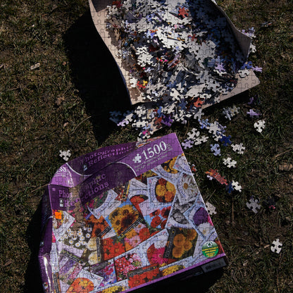 Trash Puzzle - Puzzle (1014 puzzle pieces to be exact)